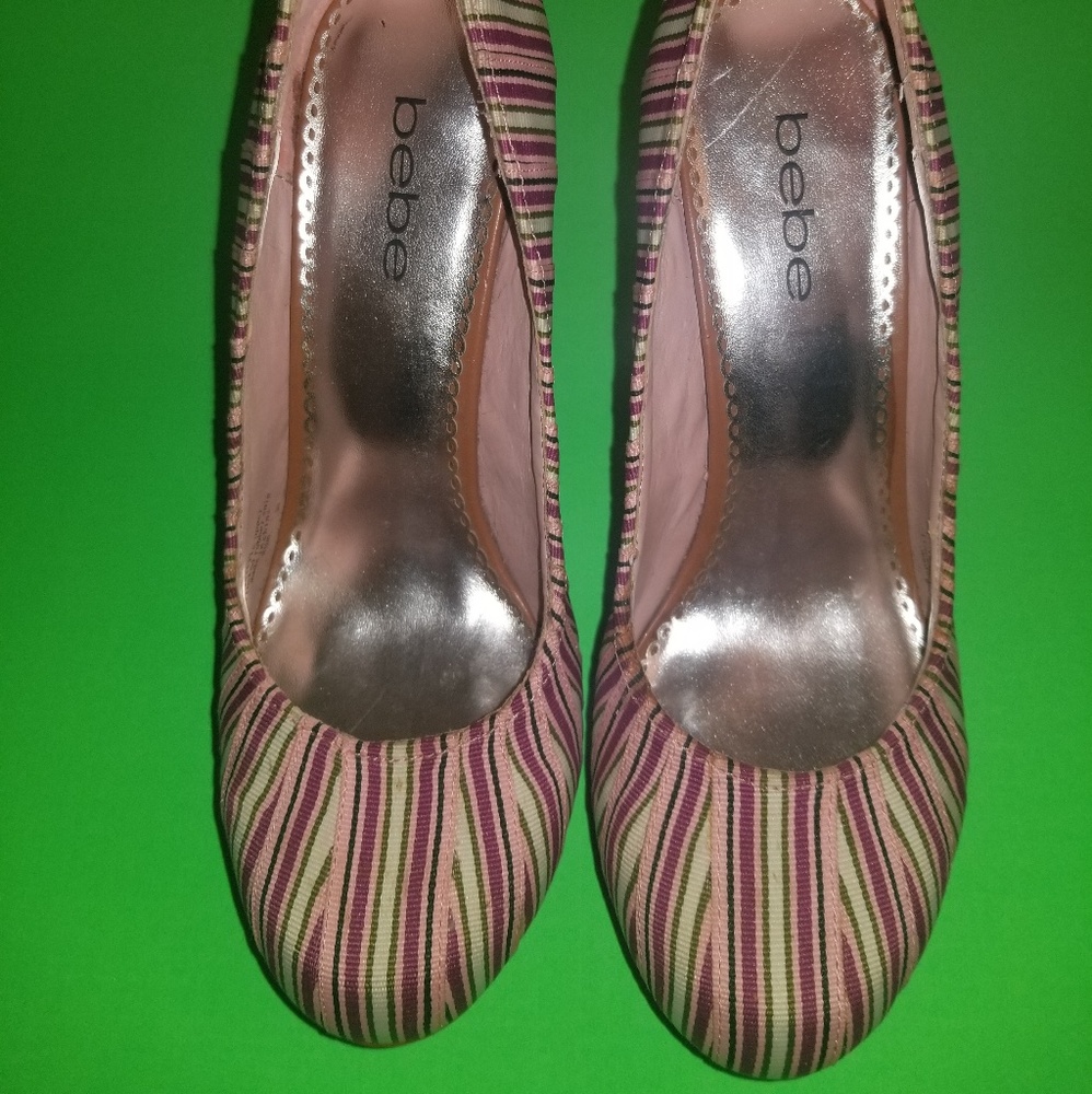 Bebe Round Toe Heels